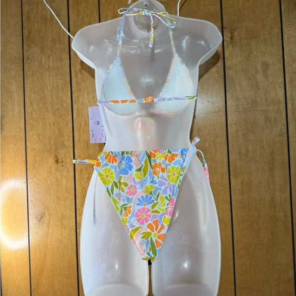 Wild Fable Yellow and Blue Bikini with Adjustable Ties - Picture 2 of 3